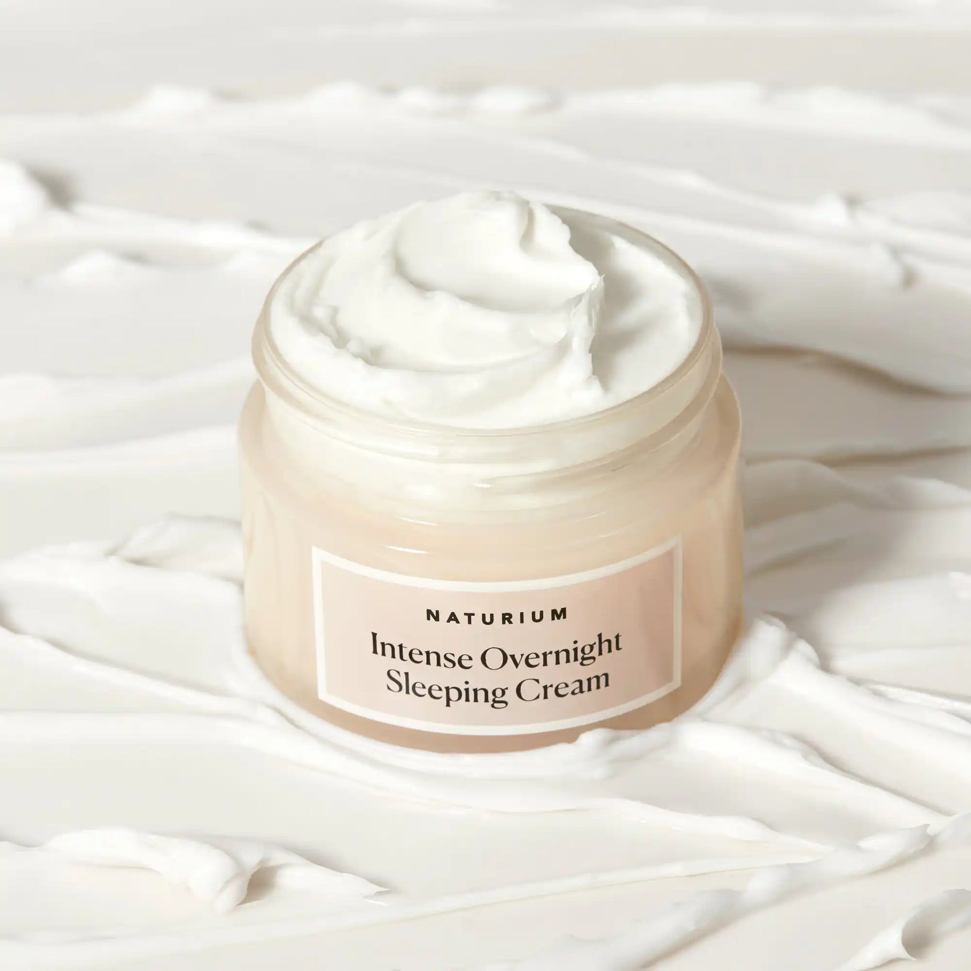 intense-overnight-sleeping-cream-g8 sleepingcream_0880-crop_1.webp